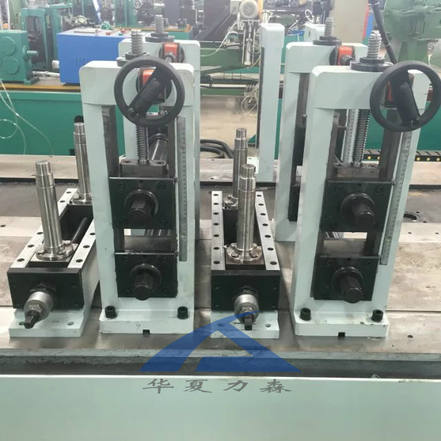 不锈钢制管机,制管设备,钛管设备,复合管制管机
